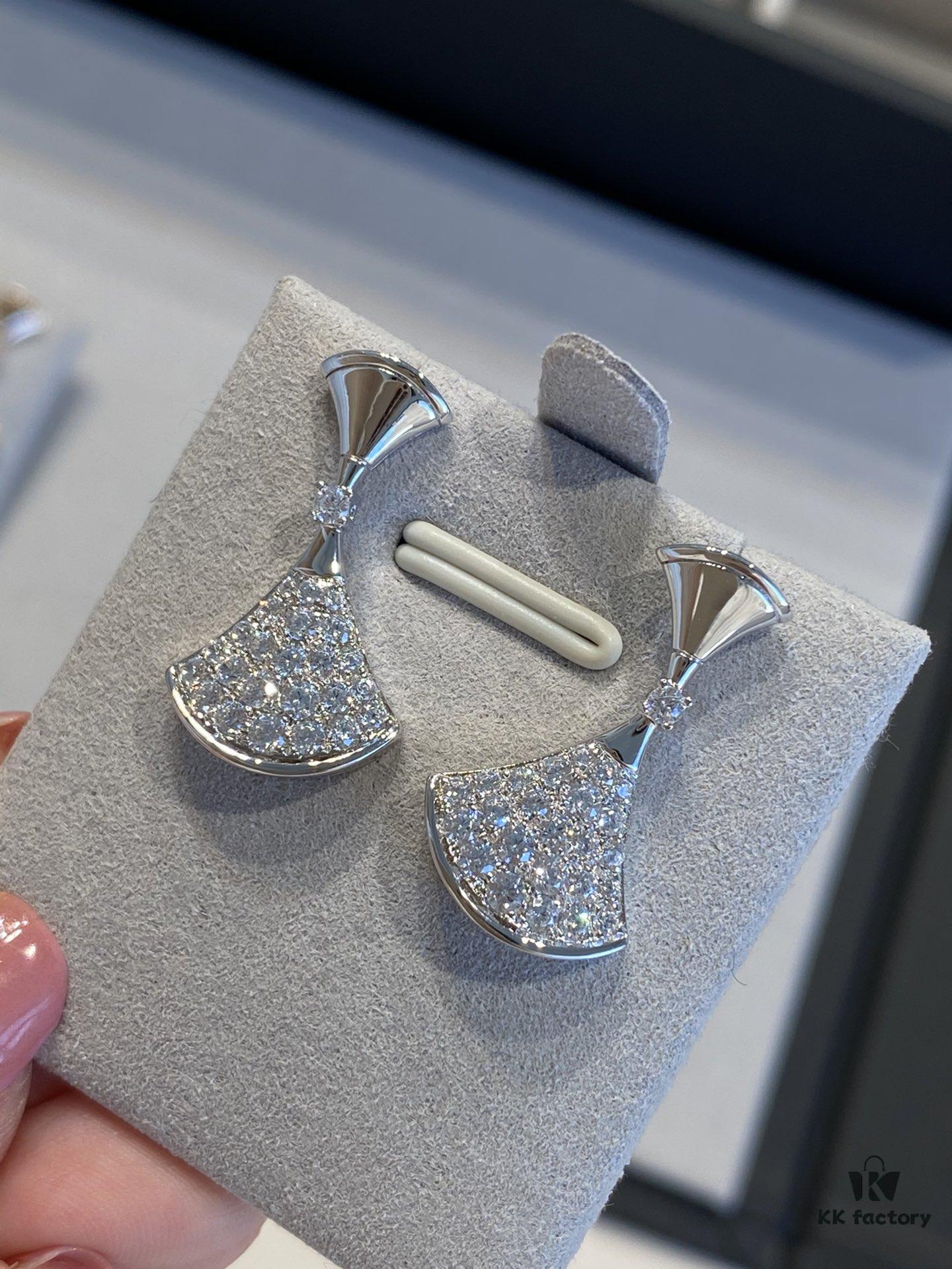 Bvlgari BV Diva Earrings Classic Color Combination
