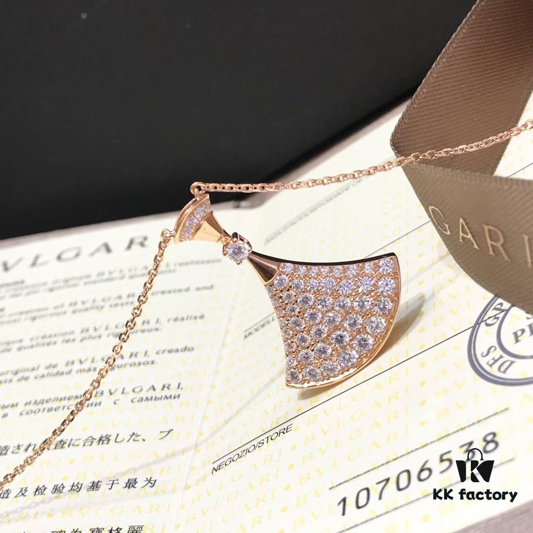 692fc69799f2d84055c88bd4 BVLGARI Bulgari Divas' Dream Embrace Your True Self Fan Full Diamond Necklace, 18K Gold Plated with Fully Set Diamond Craftsmanship