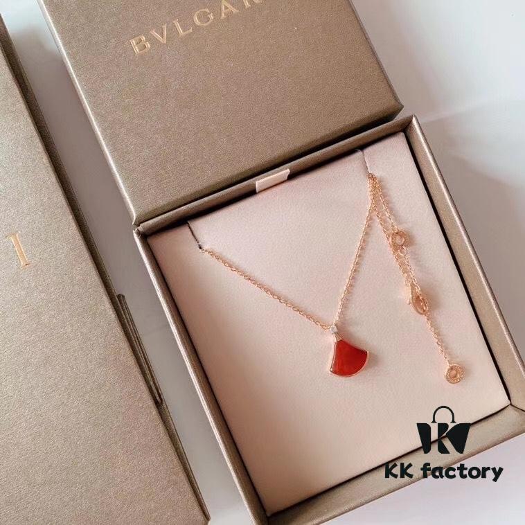 692fc6b599f2d84055c88c1a Small Fan Pendant Necklace Inspired by Bvlgari