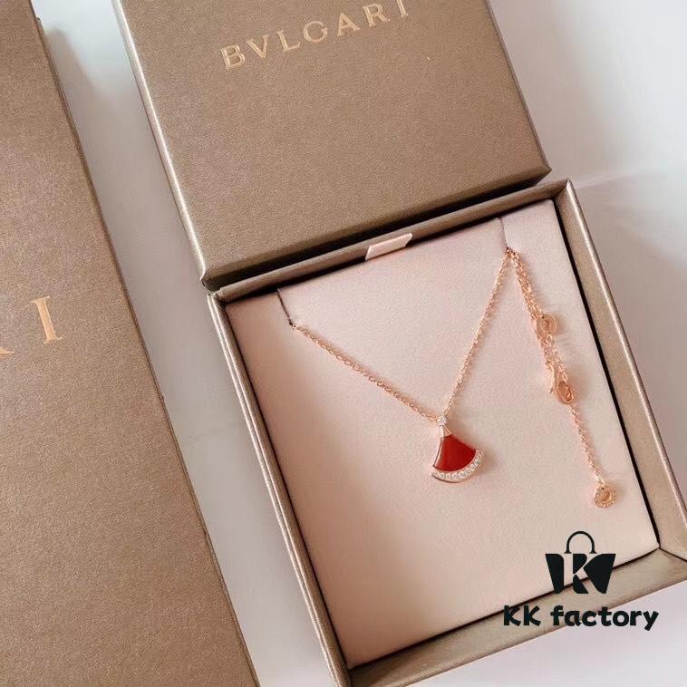 Medium Rhinestone Fan Pendant Necklace