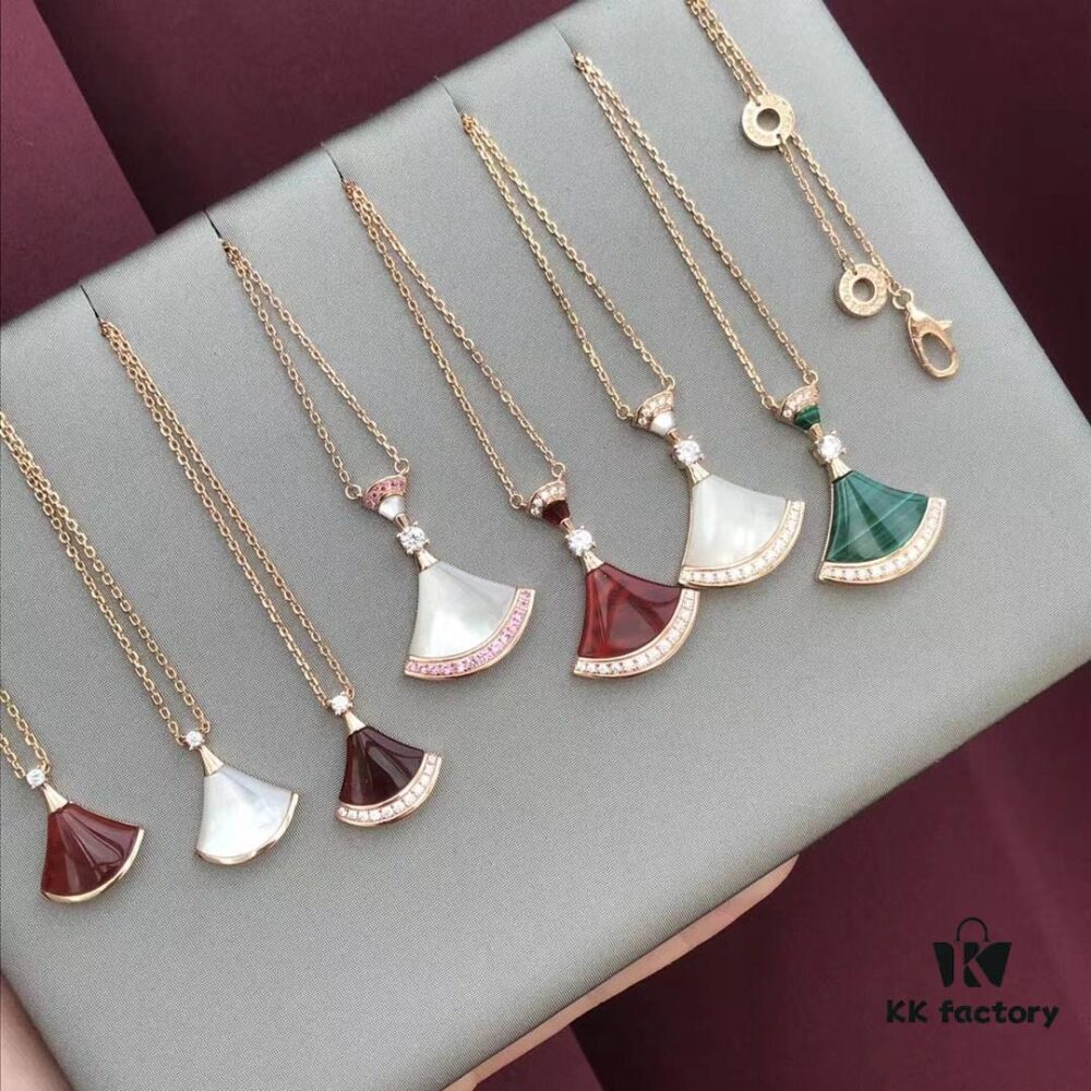 Bvlgari Dress Necklace!