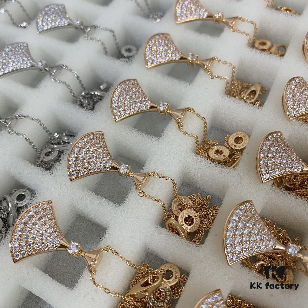692fc6fb99f2d84055c88cd5 BVLGARI Double Tower Full Diamond Fan-shaped Necklace! ZP Prototype, CNC Craftsmanship! Hand-set, Counter Mark with Perfect Details, Sterling Silver Plated with Micro Gold