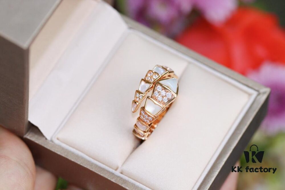 692fc70899f2d84055c88cf9 Bvlgari Serpenti Series White Mother-of-Pearl Diamond-Inlaid Snake Ring, V Gold Material with Imported High-Carbon Diamonds, Hand-Set, Adjustable Unisex Ring
