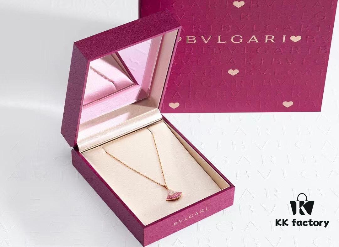 692fc70a99f2d84055c88cfd DIVAS' DREAM Series Necklace BVLGARI Bulgari Limited Edition for Qixi Valentine's Day, 18K Rose Gold with Round Brilliant Diamond (0.07ct), Pink Sapphire (0.57ct), and Pavé Diamonds (0.14ct)