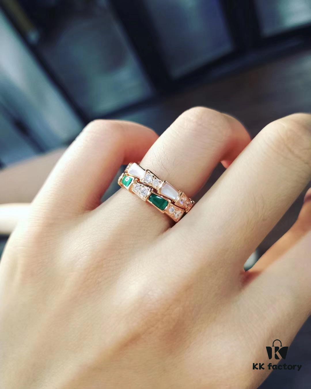 692fc71299f2d84055c88d13 Bvlgari Serpenti Viper Series Smooth Half-Pavé Snakebone Ring