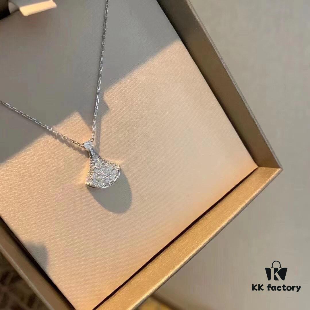 Model 5 High-Version Full Diamond BV Necklace