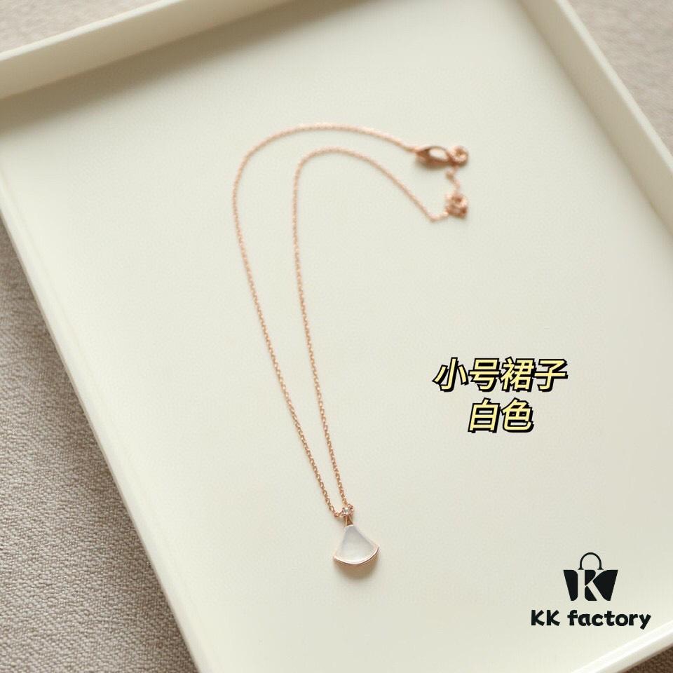 692fc72599f2d84055c88d3e Necklace, Small Dress Necklace