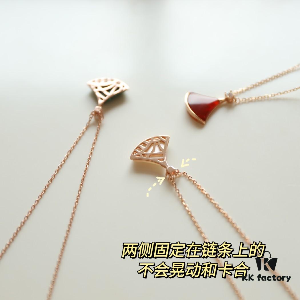 692fc72f99f2d84055c88d55 Necklace, Large Dress Pendant Necklace
