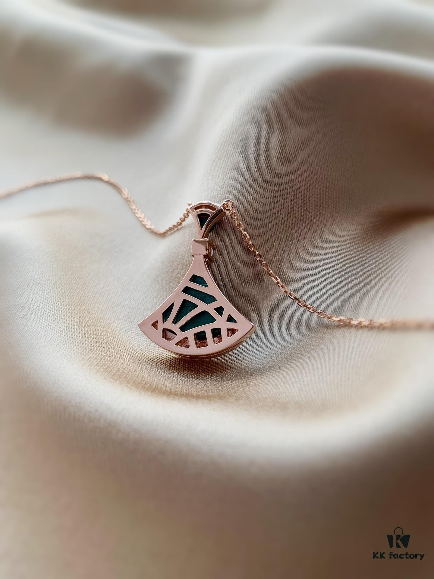 692fc74699f2d84055c88d79 BVLGARI Bvlgari Series Rose Gold Round Stud Earrings and Natural Malachite Fan Pendant Necklace