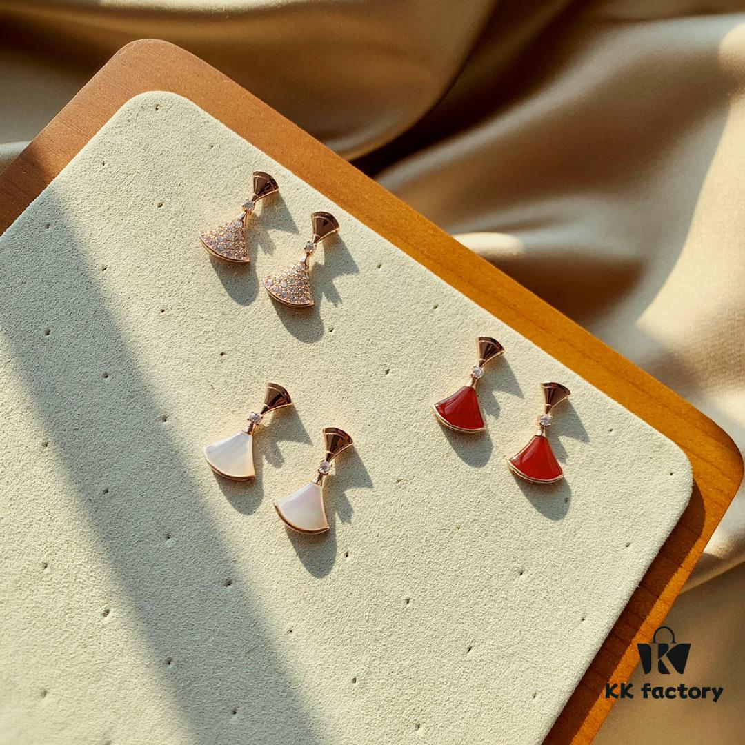 692fc75599f2d84055c88d90 BVLGARI Bulgari Series Rose Gold Round Stud Earrings and Sparkling Diamond Fan-Shaped Drop Earrings