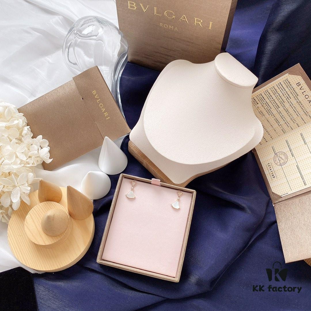 692fc75699f2d84055c88d91 BVLGARI Bulgari Divas' Dream Series Mother-of-Pearl Rose Gold 'Little Skirt' Stud Earrings