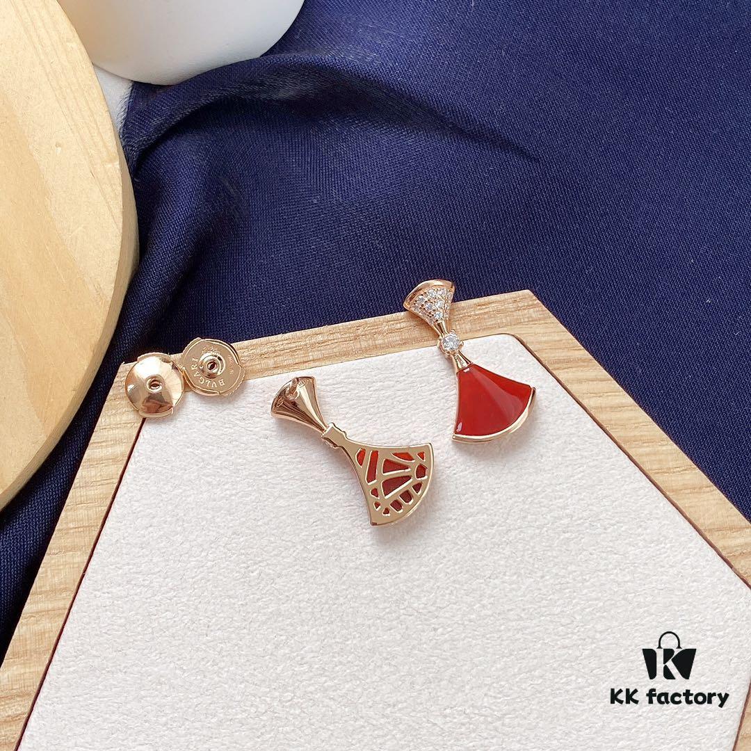 692fc76599f2d84055c88da1 Bvlgari Divas Dream Series Rose Gold Red Stud Earrings - Christmas Limited Edition