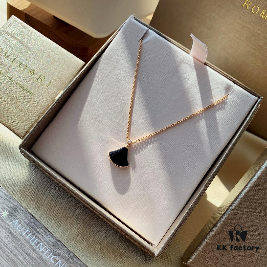692fc77399f2d84055c88db2 S925 Silver Plated with K Gold Bulgari Divas Dream Series Mother-of-Pearl Fan Pendant Necklace