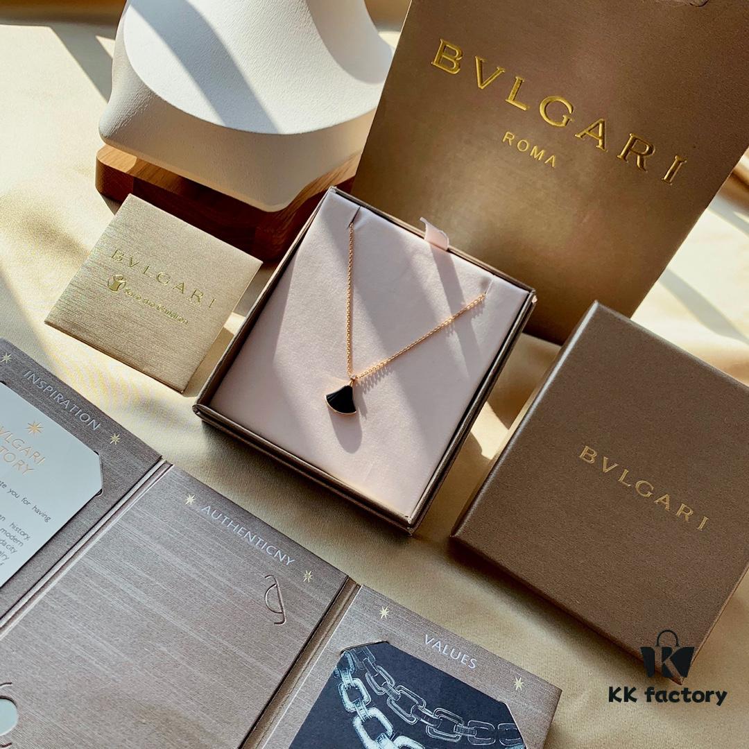 692fc77999f2d84055c88dba S925 Silver Plated with K Gold Bulgari Divas Dream Series Mother-of-Pearl Fan Pendant Necklace