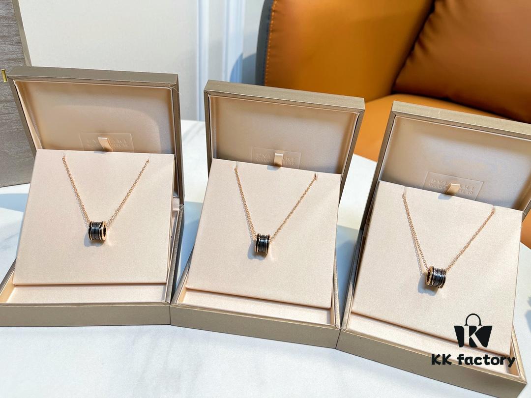 692fc7a599f2d84055c88dee New Arrival Bestseller! BVLGARI Bulgari New Ribbed Black Ceramic Necklace