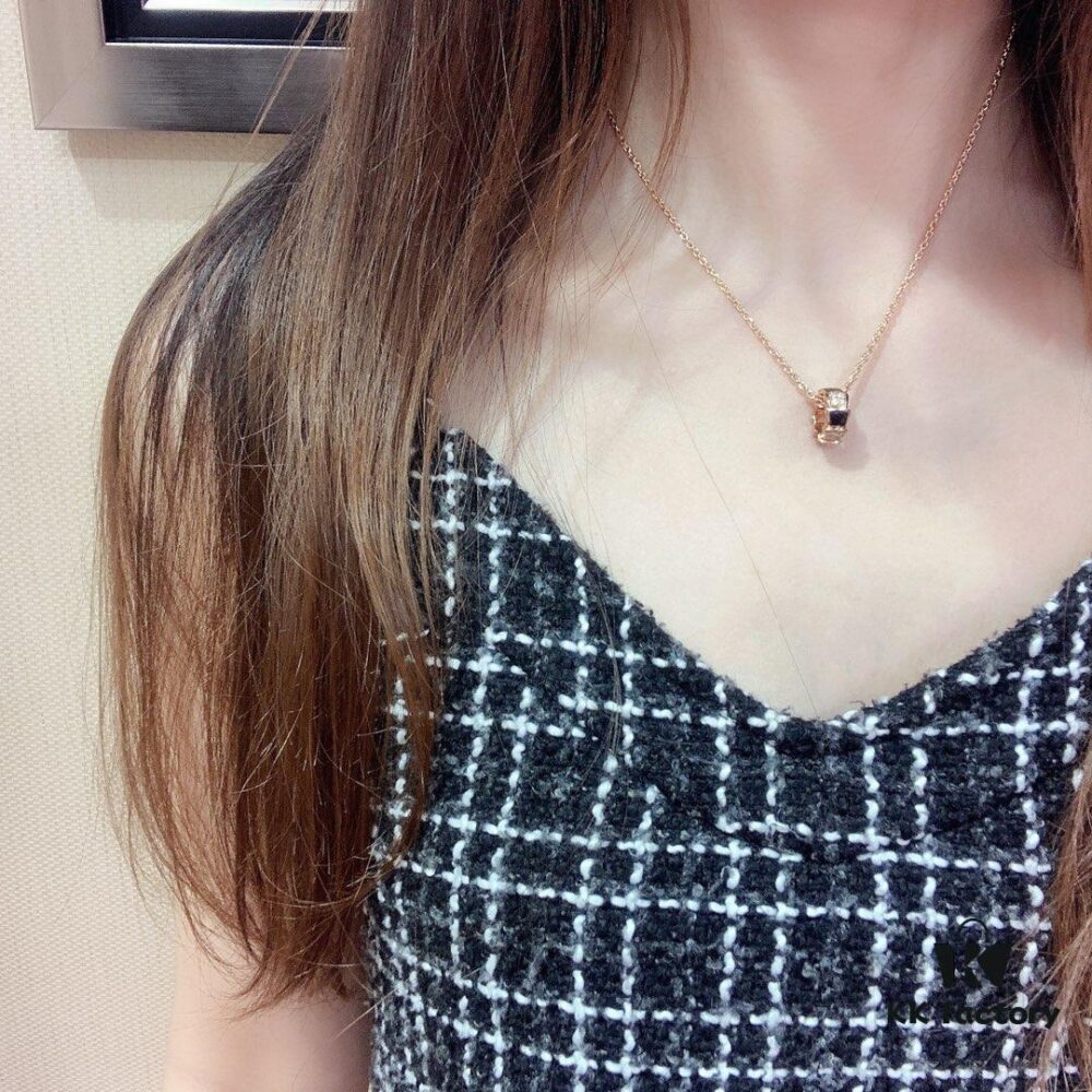692fc7c399f2d84055c88e0a BVLGARI Serpenti Viper Necklace