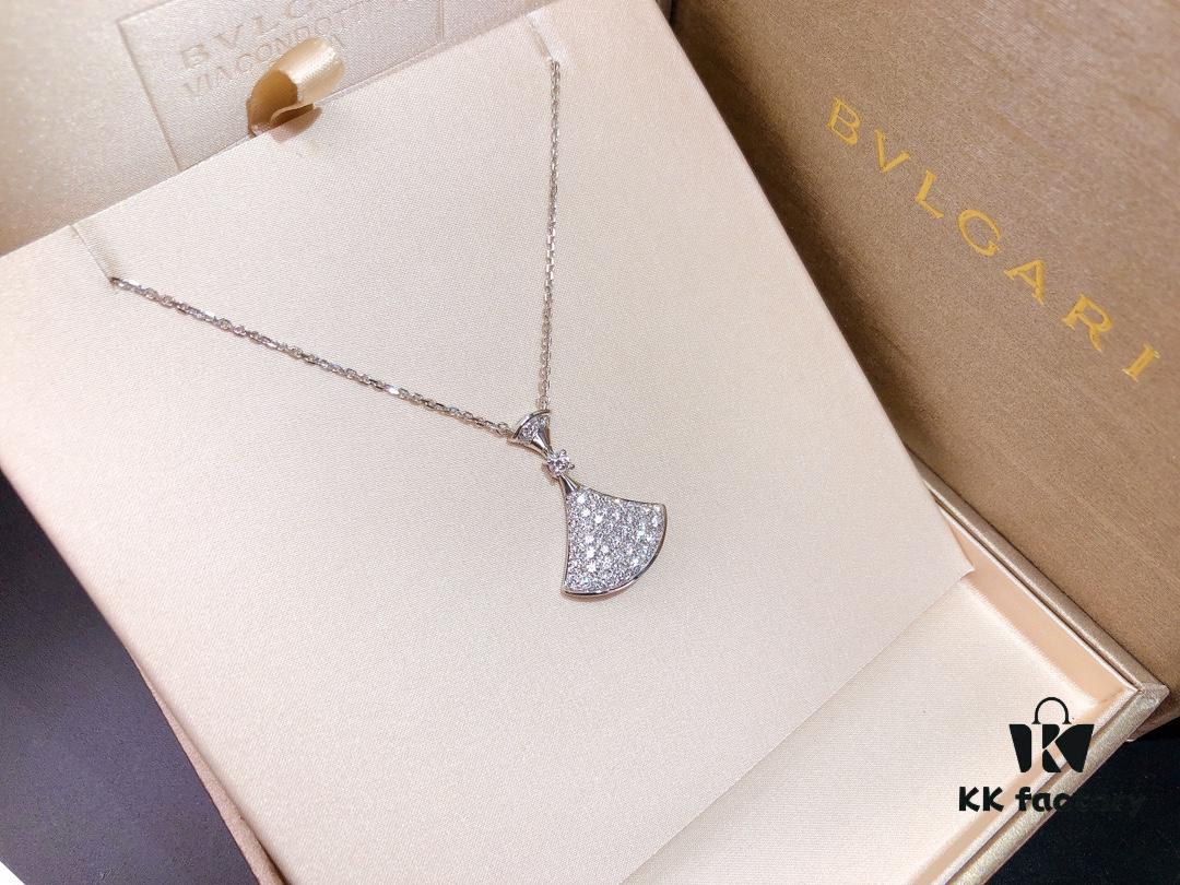 BVLGARI Dress Necklace Collection Image ❤️