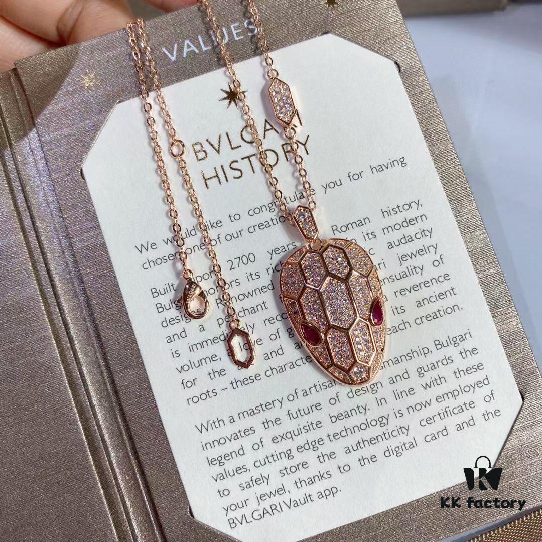 692fc7de99f2d84055c88e3e BVLGARI-inspired Snake Necklace, Luxury High-End Fashion Jewelry with Premium Carbon Crystal, Exquisite Hollow Carving and Gold Plating, Celebrity Style Bracelet Replica