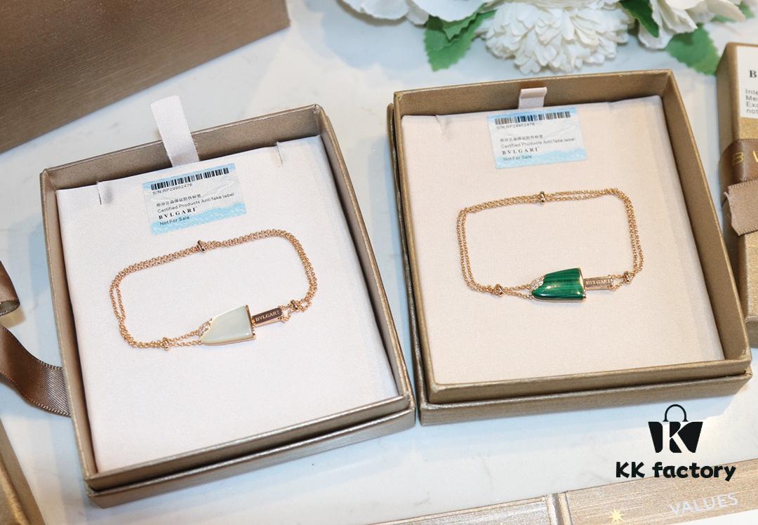 692fc7e199f2d84055c88e45 BVLGARI Bulgari New White Mother-of-Pearl and Malachite Ice-Cream Bracelet