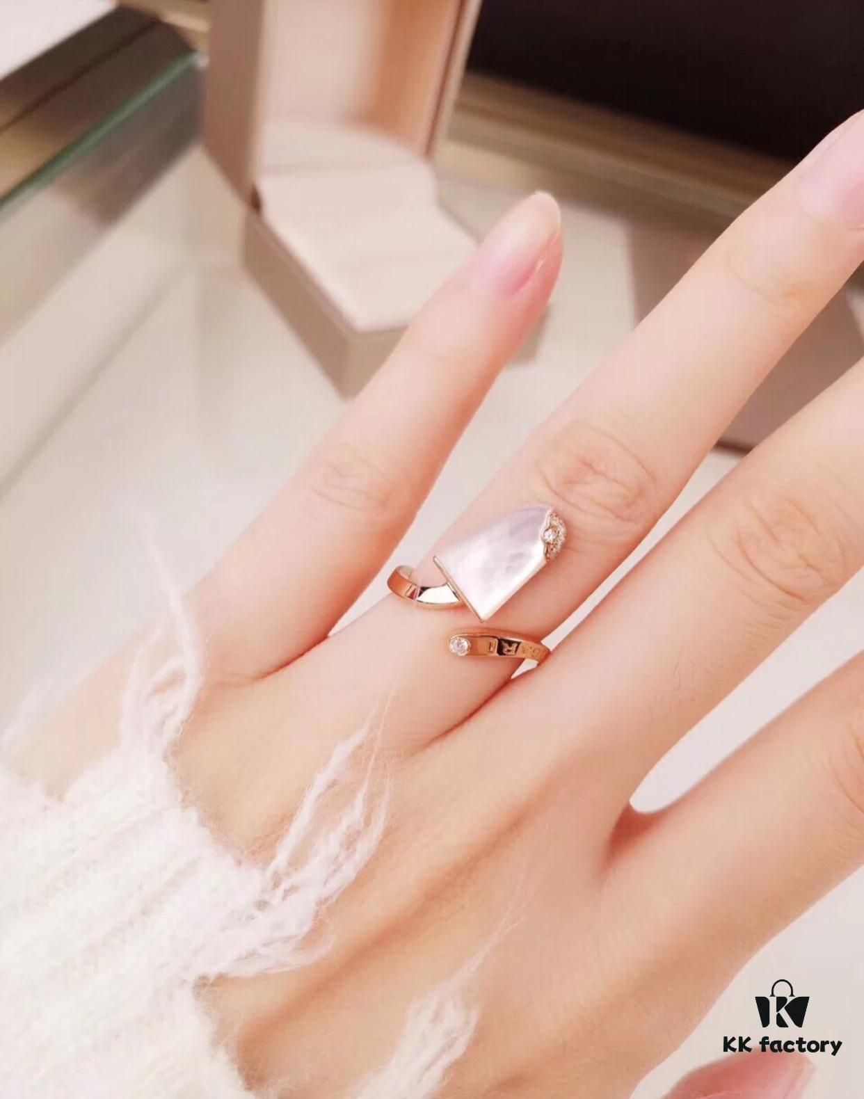 692fc7f299f2d84055c88e59 BVLGARI Bulgari New White Mother-of-Pearl and Malachite Ice Cream Ring