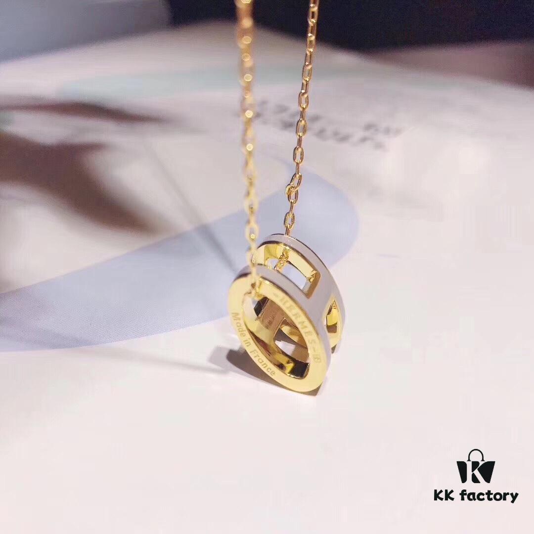 692fc83e99f2d84055c88eda HER*ESH Hermès Classic H Necklace – Latest Arrival in Milk Tea Gray Tone, Elegant and Refined!