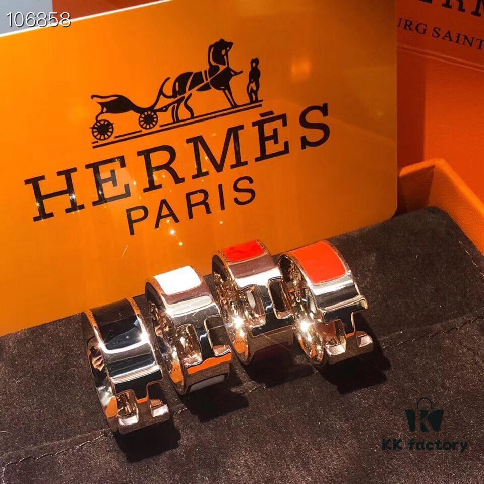 692fc85099f2d84055c88efb Hermès HEURE H 18K Gold Enamel Ring – Elegant, Romantic, and Artistic Luxury Fashion Statement with Classic H Logo and Enamel Craftsmanship