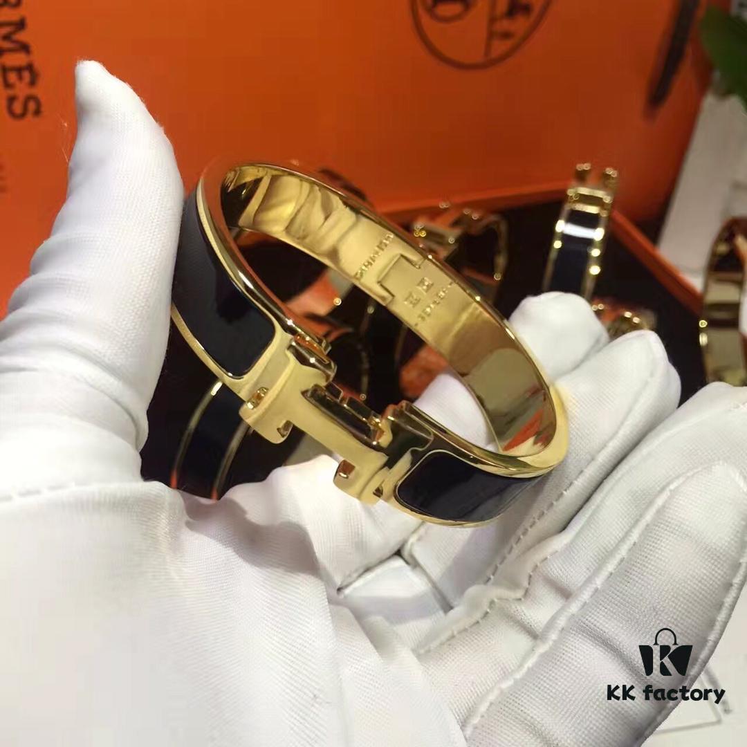 Hermes CLIC Enamel H Bracelet