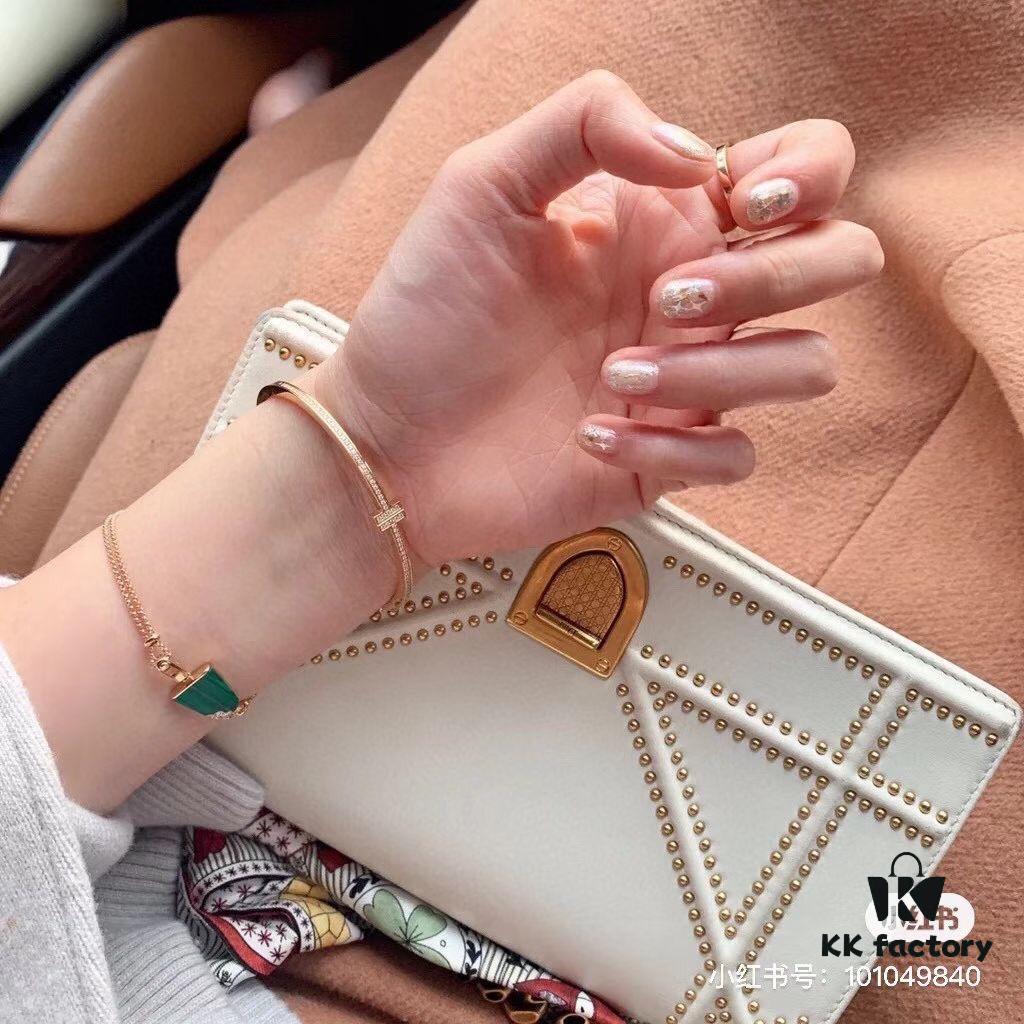 692fc85599f2d84055c88f01 Upgraded New Version, Premium Craftsmanship 925 Sterling Silver White Mother of Pearl Natural Emerald 100% Real Product Photos ๐ Bestselling Hot Item ๐ Bvlgari Ice Cream Pop Bracelet ๐ ๐ซ๐ซ๐ซ Exquisitely Detailed Craftsmanship, Luxurious and Elegant Design, Original Logo Reproduced ๐ Extremely Comfortable to Wear