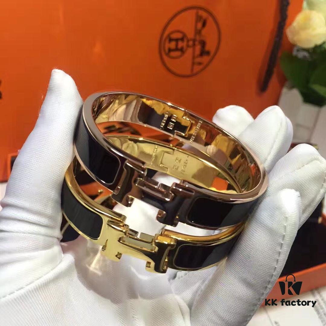 Hermes CLIC Enamel H Bracelet