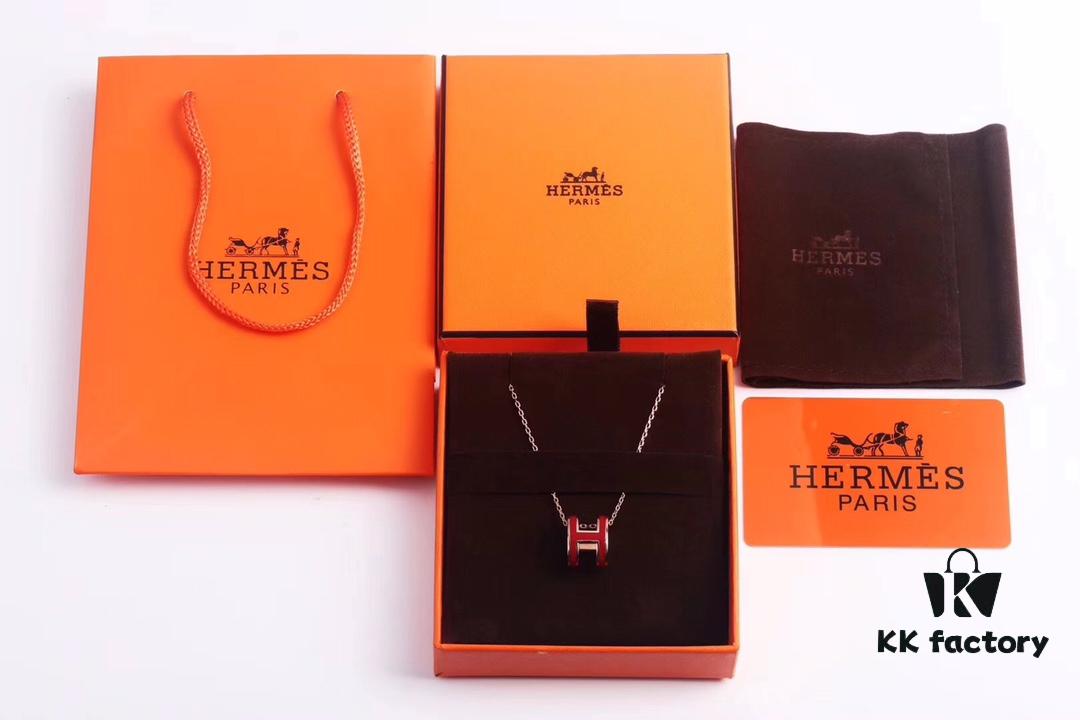 692fc86799f2d84055c88f1c Hermès Enamel Curved H Necklace 2017 Version with Chain Design – Gold, Rose Gold, and White Gold Options