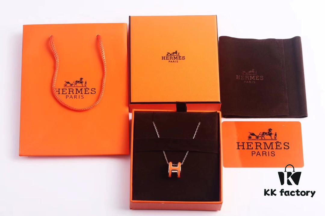 692fc86899f2d84055c88f1e Hermès Enamel Curved H Necklace 2017 Version with Chain Design – Gold, Rose Gold, and White Gold Options