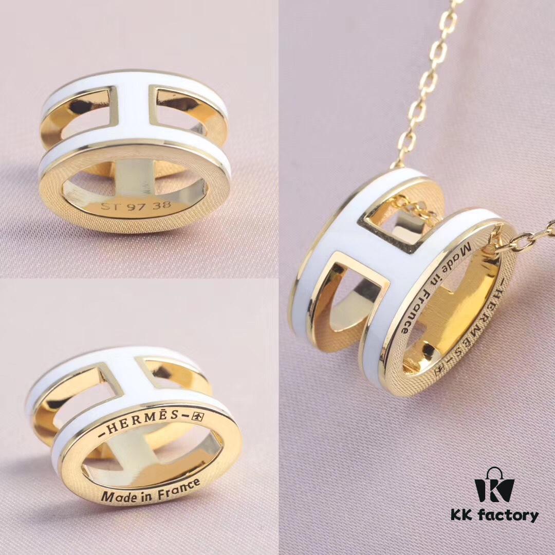 692fc86999f2d84055c88f20 Hermès Enamel Curved H Necklace 2017 Version with Chain Design – Gold, Rose Gold, and White Gold Options
