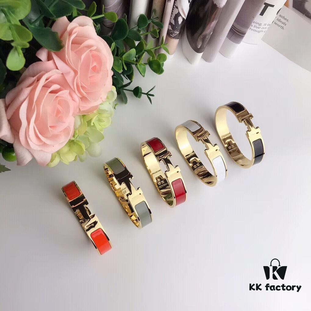 692fc86b99f2d84055c88f23 Bestselling Hermès H Cuff Bracelet! One Size Fits Most (17), 5 Colors Available – Must-Have Stylish Accessory, Universally Flattering, Perfect for Any Style, Hand Shape or Wrist Size! Wear Solo or Stacked for Instant Elegance! Red, White, Black, Orange, Light Green – Each Enamel Hue Paired with Rose Gold or Yellow Gold Edging Offers a Luxurious, Eye-Catching Look.