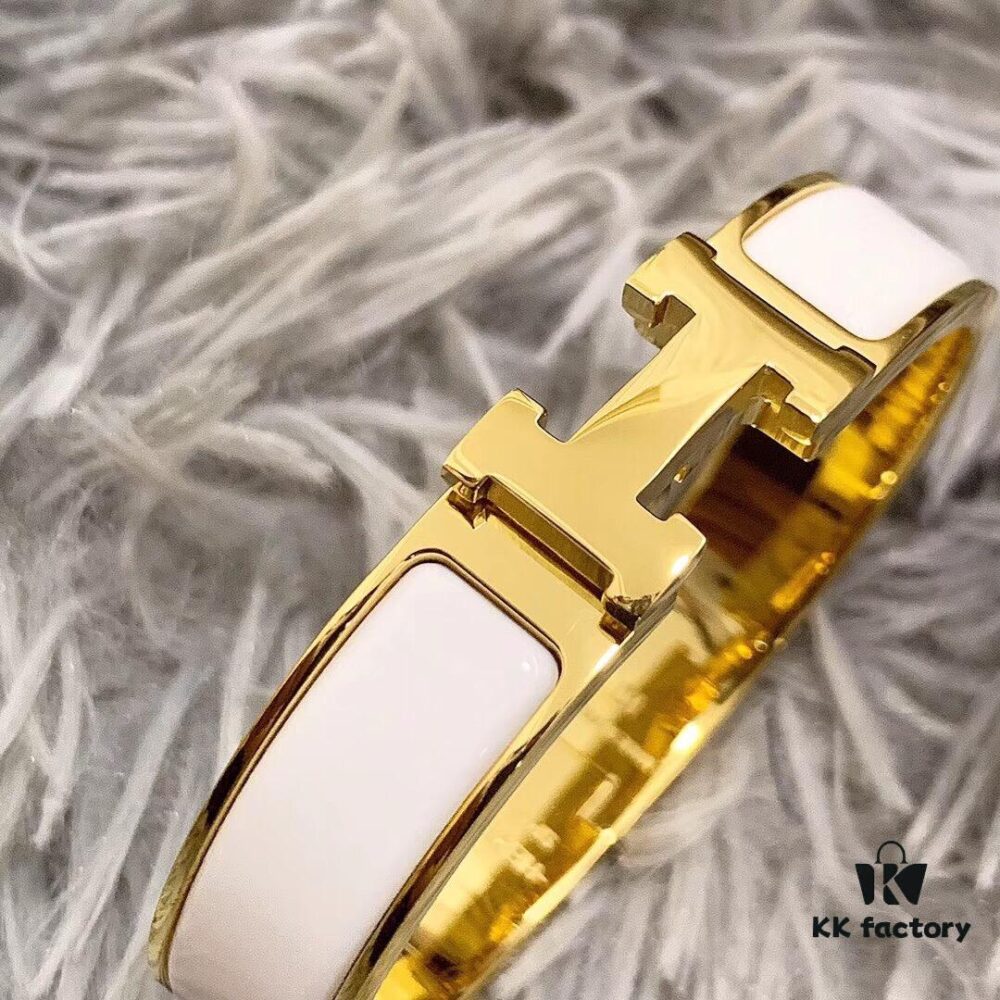 692fc87899f2d84055c88f3c New Color HERMES CLIC Enamel H Bracelet, a Must-Have for Hermès Enthusiasts and the Most Classic Among Hermès Bracelets