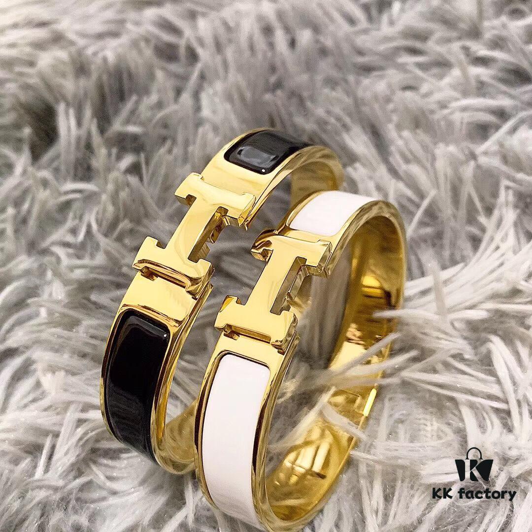 692fc87b99f2d84055c88f41 New Color HERMES CLIC Enamel H Bracelet, a Must-Have for Hermès Enthusiasts and the Most Classic Among Hermès Bracelets