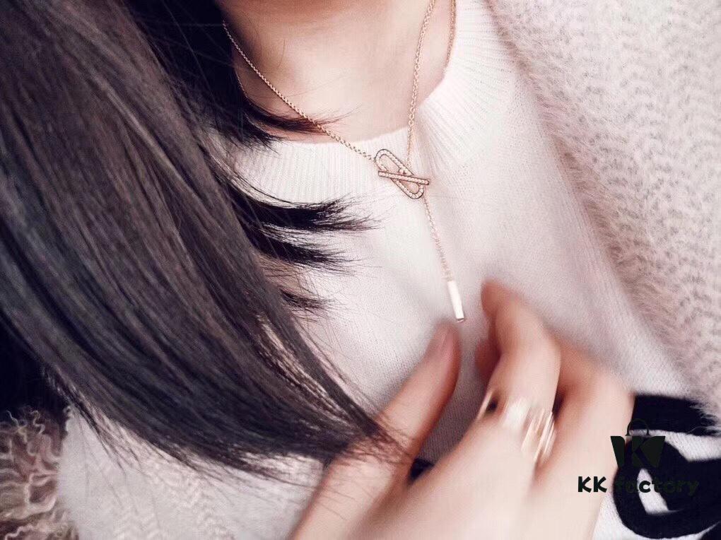 692fc88399f2d84055c88f50 Hermes Pig Nose Necklace, High-End Custom V Gold Plated with 0.5 Thick Gold Coating