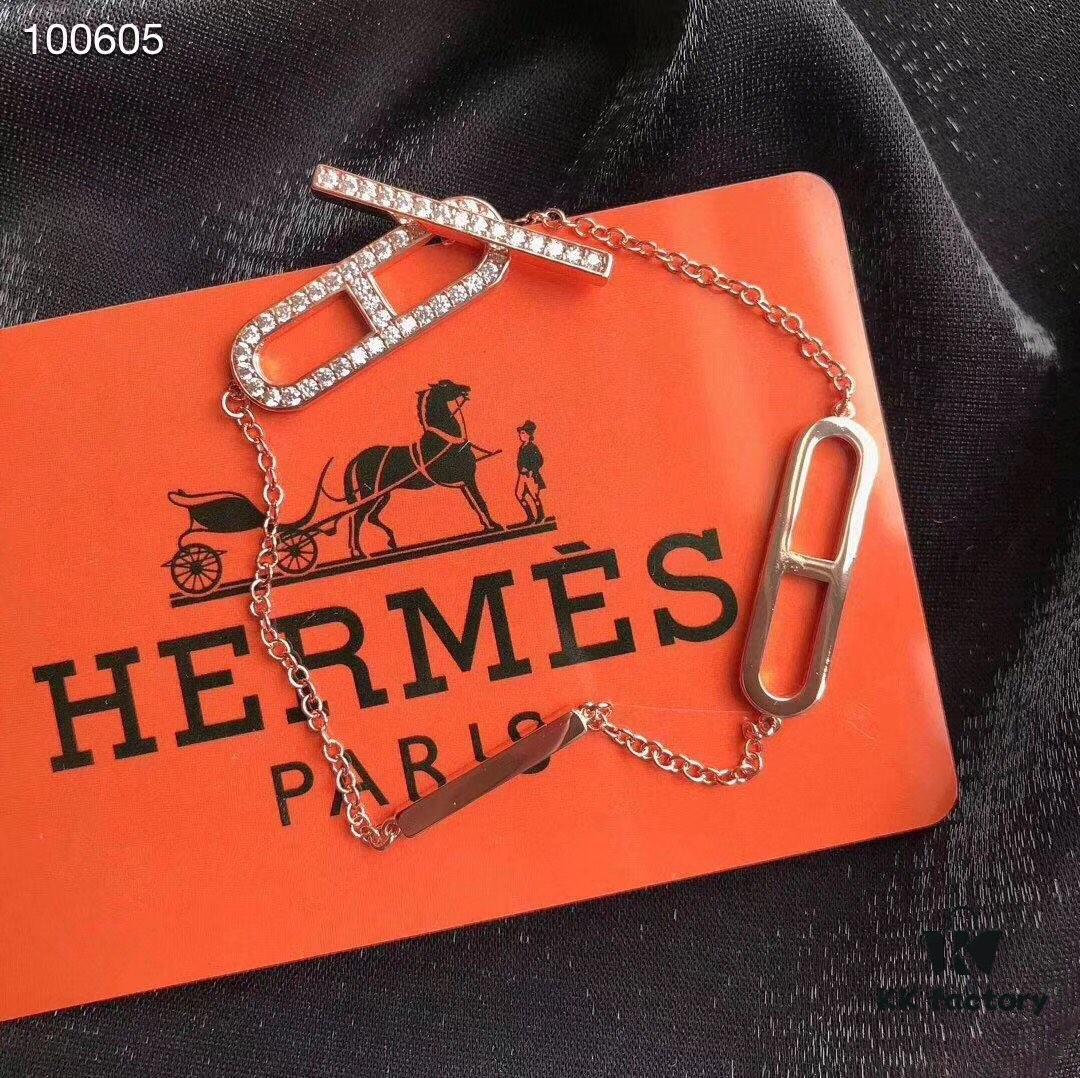 692fc88699f2d84055c88f55 Hermès Porcupine Charm Bracelet in Rose Gold with Diamonds
