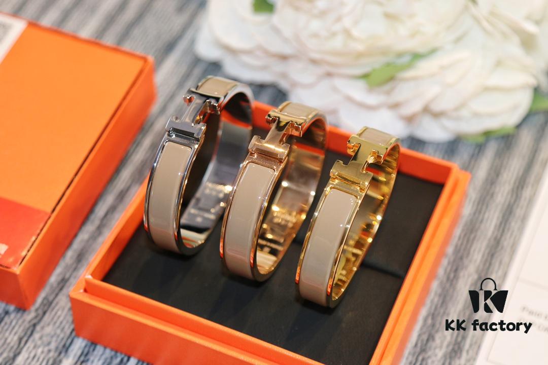 692fc89999f2d84055c88f77 New Arrival Bloodline of Dynasty Hermes Classic H Bracelet