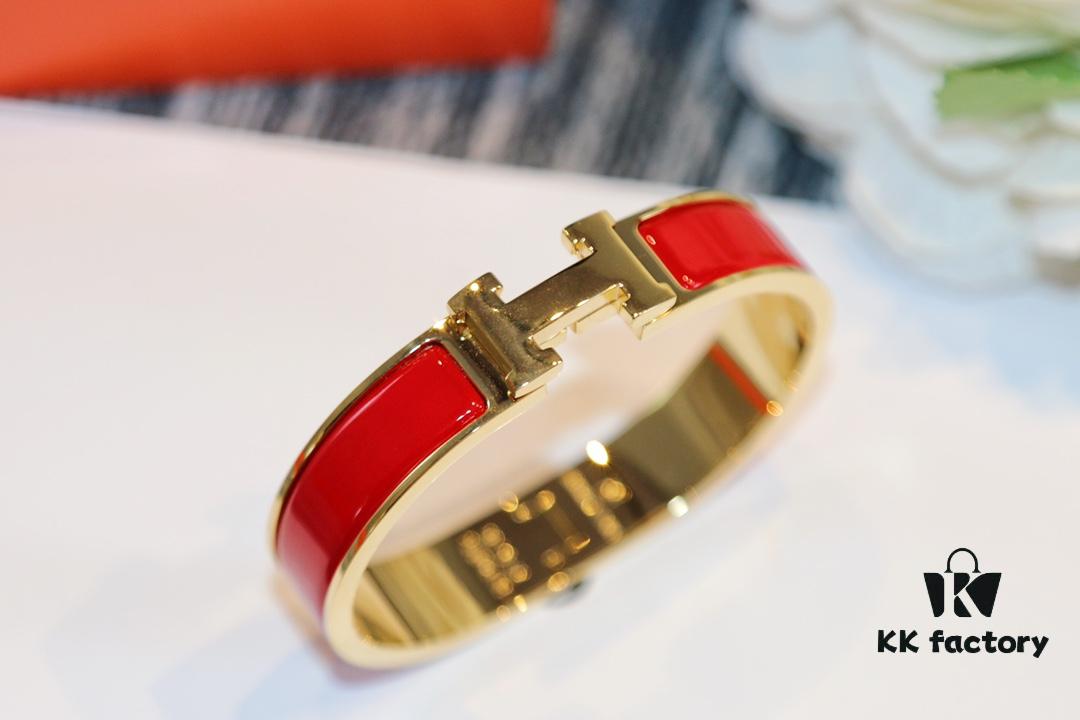 692fc8a299f2d84055c88f87 New Arrival Dynasty Bloodline Hermes HERMES Classic H Bracelet