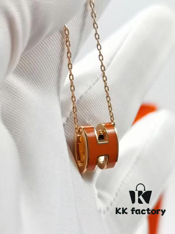 692fc8bd99f2d84055c88fb8 Mini POP Hermès H Necklace, Each with Unique Code, Mijin Electroplating! Hermès Enamel Curved H Necklace, Gold, Rose Gold, and White Gold Chain Options, Official Store Logo Anti-Counterfeit Tag