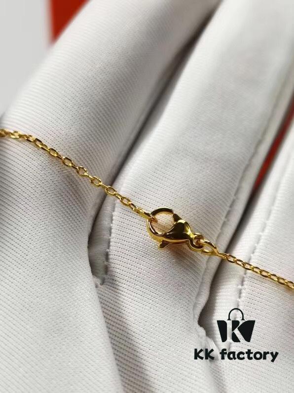 692fc8c599f2d84055c88fc1 Mini POP Hermès H Necklace, Each with Unique Code, Made in China Electroplating! ! ! ! ‼ ‼ Hermès Enamel Curved H Necklace, Currently Sold at Official Stores for Over ,000❗ In Stock❗ The 2017 Version Replaced the Original Steel Wire Choker with a Chain, Offering a More Graceful Drape. Available in Gold, Rose Gold, and White Gold Chain Options, with Corresponding Enamel H Pendant Framed in Matching Tones. Comes with Exclusive Store Logo Anti-Counterfeit Tag ❤❤8365075