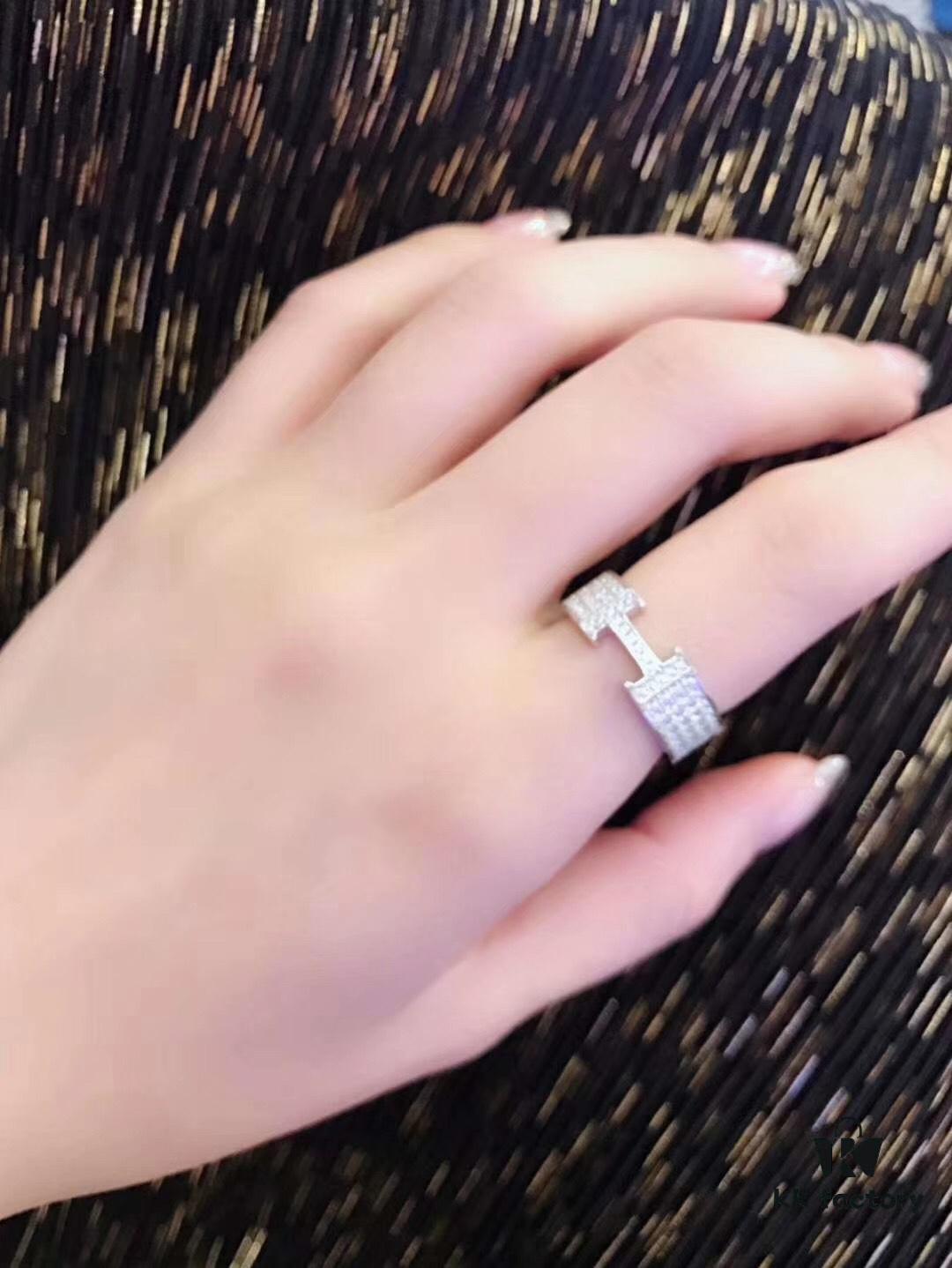 692fc8ca99f2d84055c88fcd Hermès Counter Synchronized Popular H Full Diamond Classic Ring | Premium 925 Sterling Silver Custom-Made Diamond-Encrusted Ring | Street Snap Fashion Essential