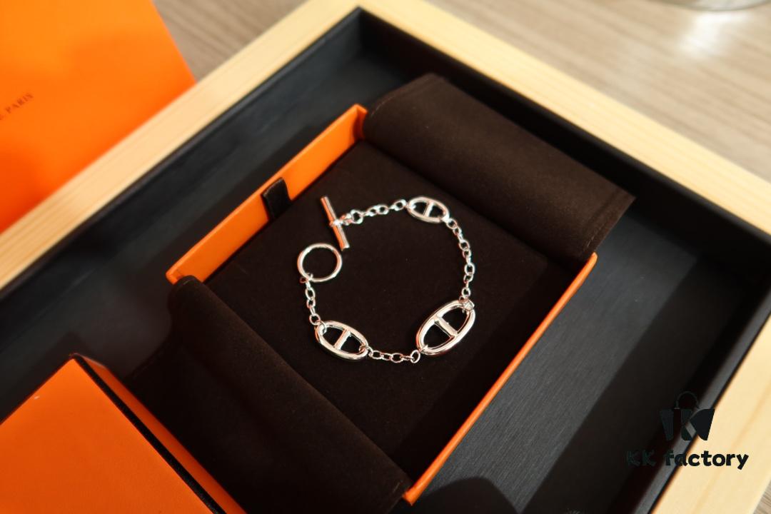 692fc8d299f2d84055c88fdd Hermes Farandole Gold-Plated Pig Nose Bracelet