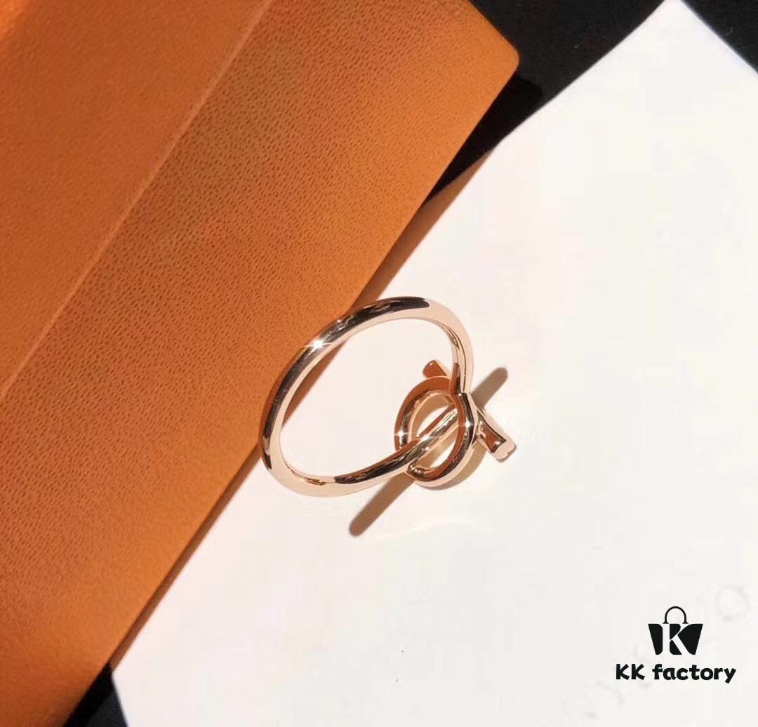 692fc8d499f2d84055c88fe1 Hermès H Family 2020 New Small Q Full Diamond Openwork Ring, Exclusive Custom Design, Exquisite Craftsmanship, Premium 925 Sterling Silver with Micro-Pave Setting, Top-Grade K Gold Finish, Precision Set with High-Carbon Diamonds, Absolutely Stunning When Worn