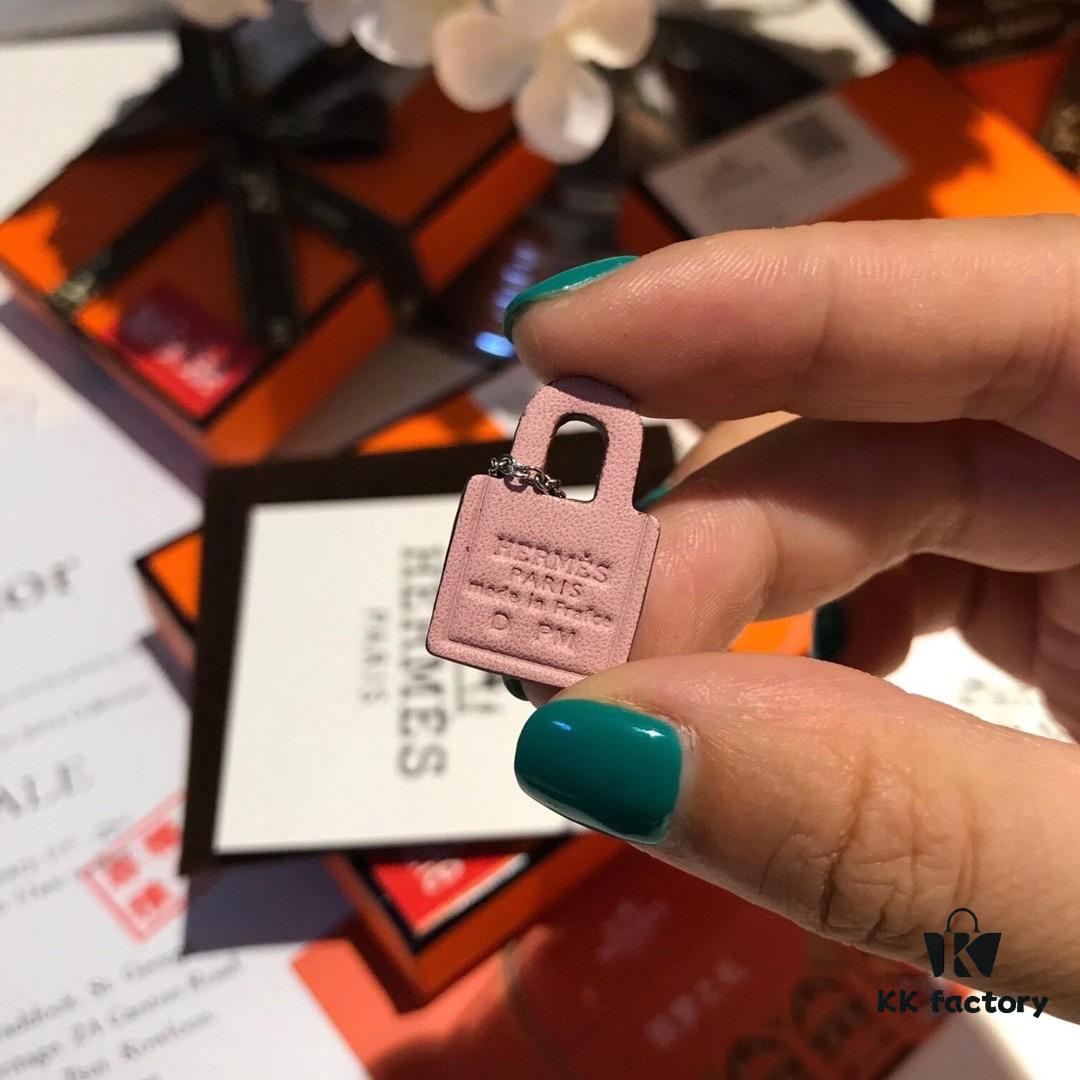 Hermès New Leather Lock Necklace in Rose Gold & White Gold