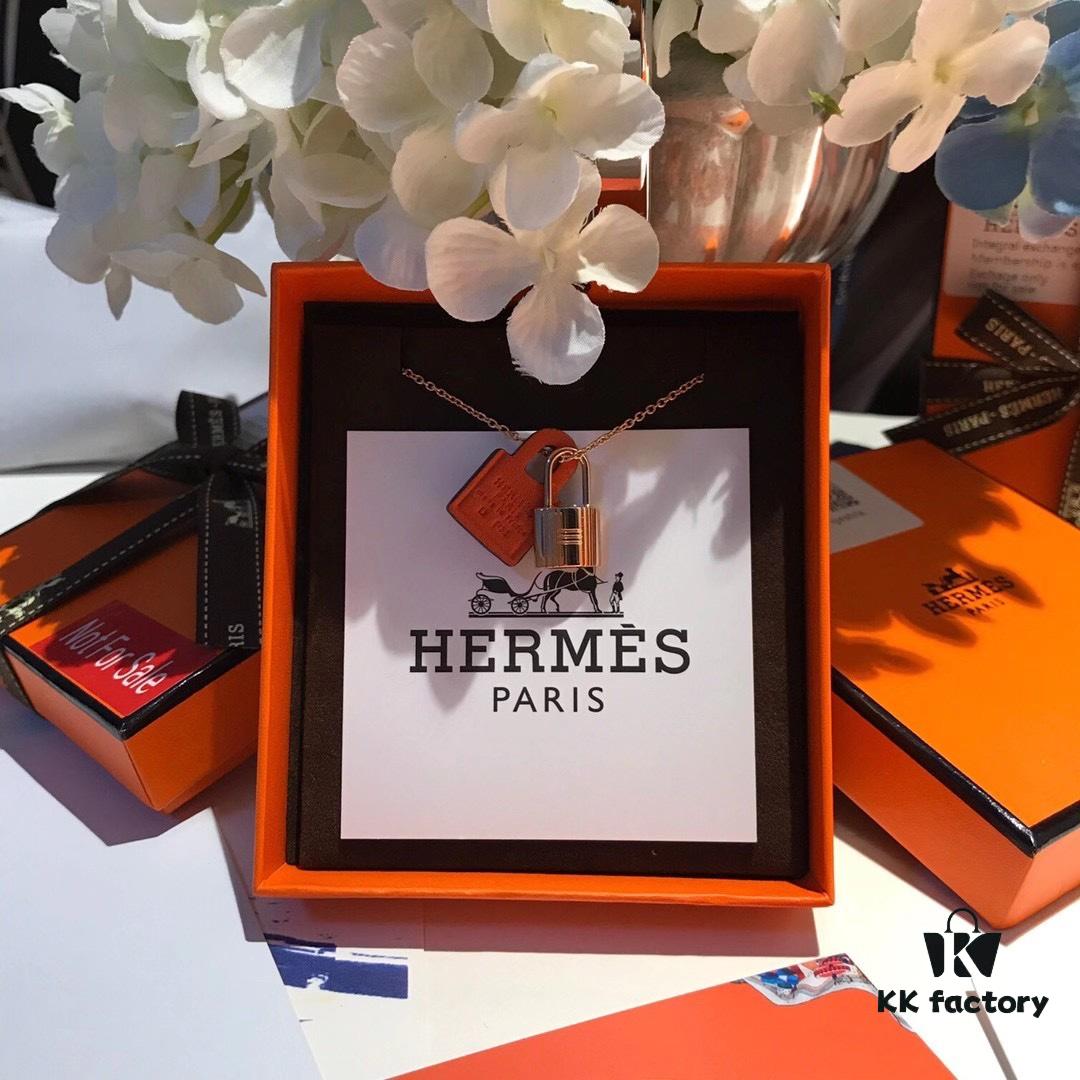 Hermès New Leather Lock Necklace in Rose Gold & White Gold
