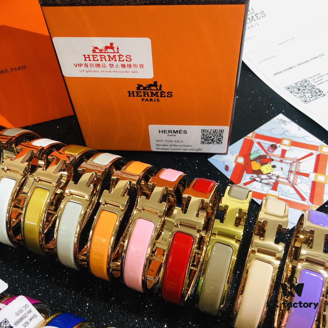 692fc93199f2d84055c890a6 Hermès High-Replica Enamel 'Clic H' Bracelet in Rose Gold – Complete Set with Stickers, Tags, and Receipts – Classic Couple's Design, Sizes 17 & 19