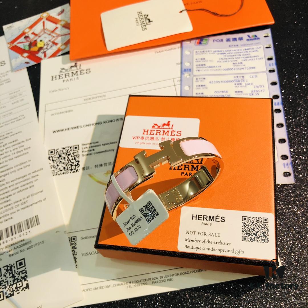 692fc96f99f2d84055c89107 Hermes 1:1 Replica Sticker, Label, Receipt Set 🛍️ Rose Gold Purchased Version 😎 Available in Stock Hermes CLIC Enamel H Bracelet - Perfect for Couples, Unisex Fit (Size 17 for Women, Size 19 for Men)