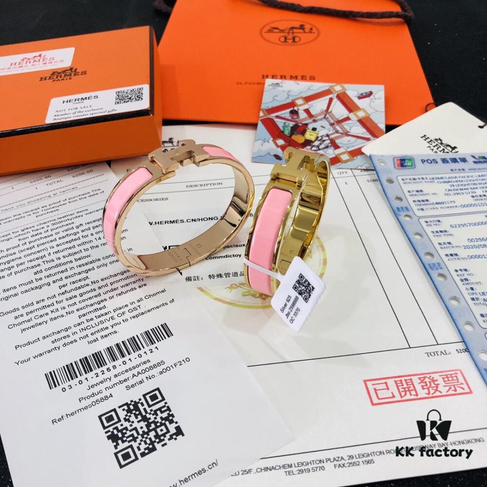 692fc97099f2d84055c89108 Hermes High-Replica Enamel H Bangle Bracelet in Rose Gold – Complete Set with Stickers, Tags, and Receipts – Available in Sizes 17 and 19 for Couples