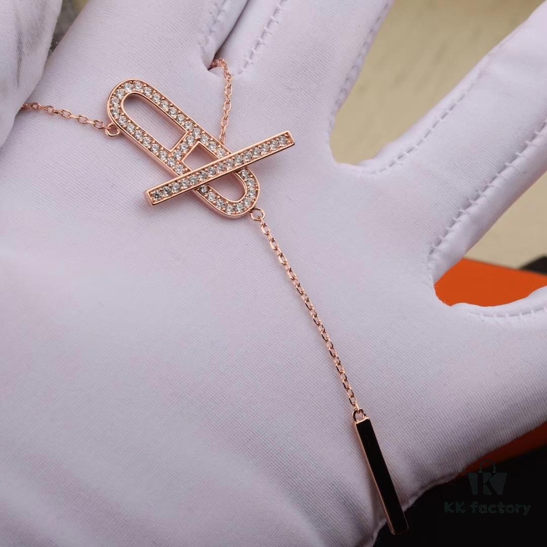 692fc98e99f2d84055c8914a New Arrival Hot Pig Nose 🐽 Hermès® Necklace 1:1 High-Quality Custom Edition, Electroplated 18K Gold, Original Materials, Cabinet-Synchronized CNC Polishing